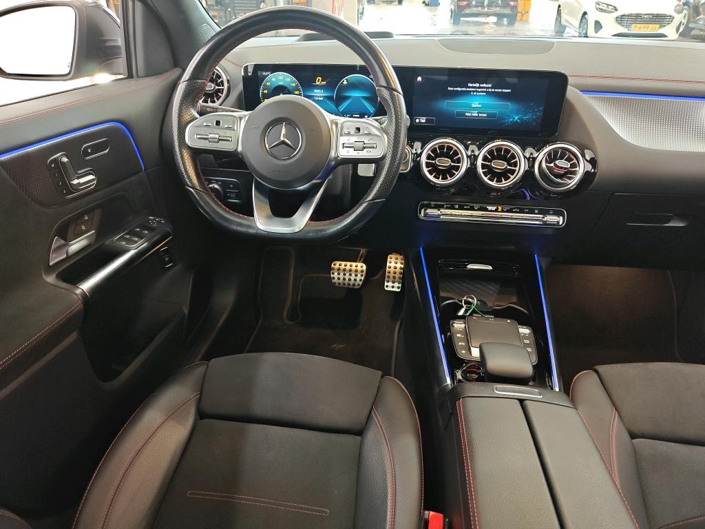 Photo 8 of Mercedes EQA