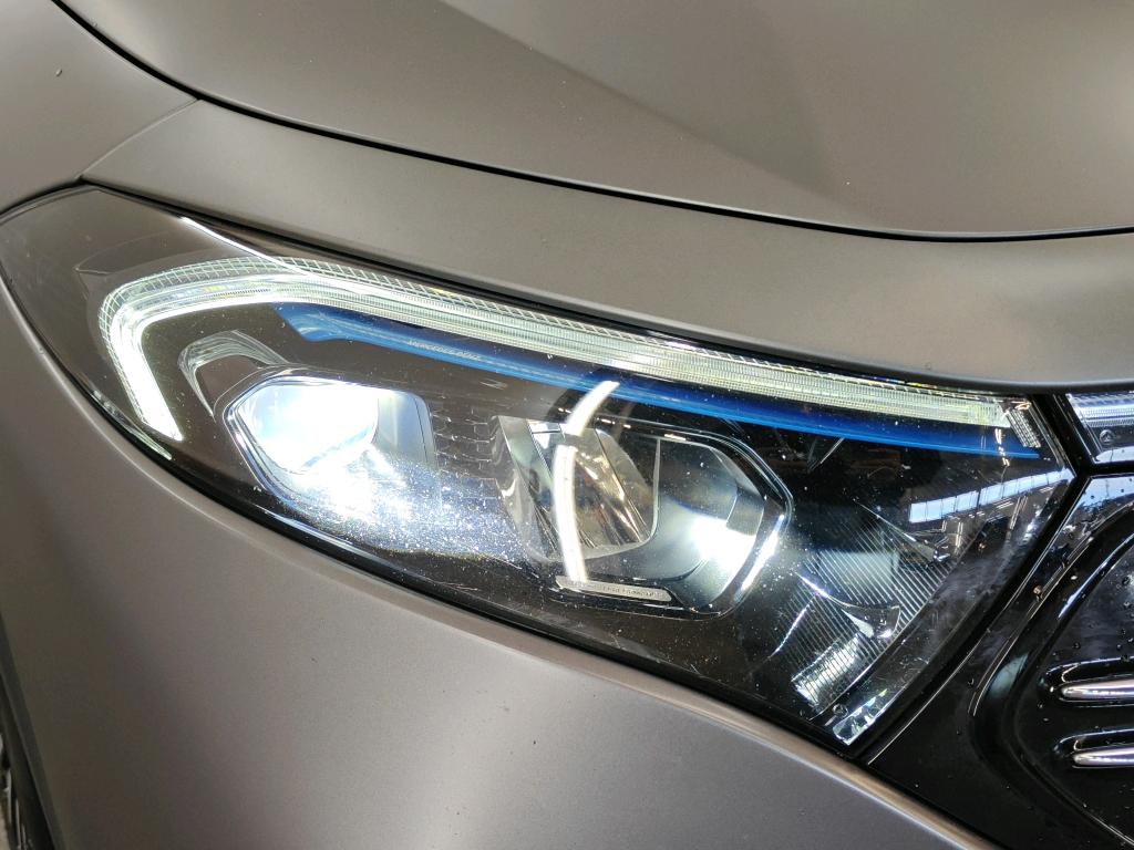 Photo 10 of Mercedes EQA