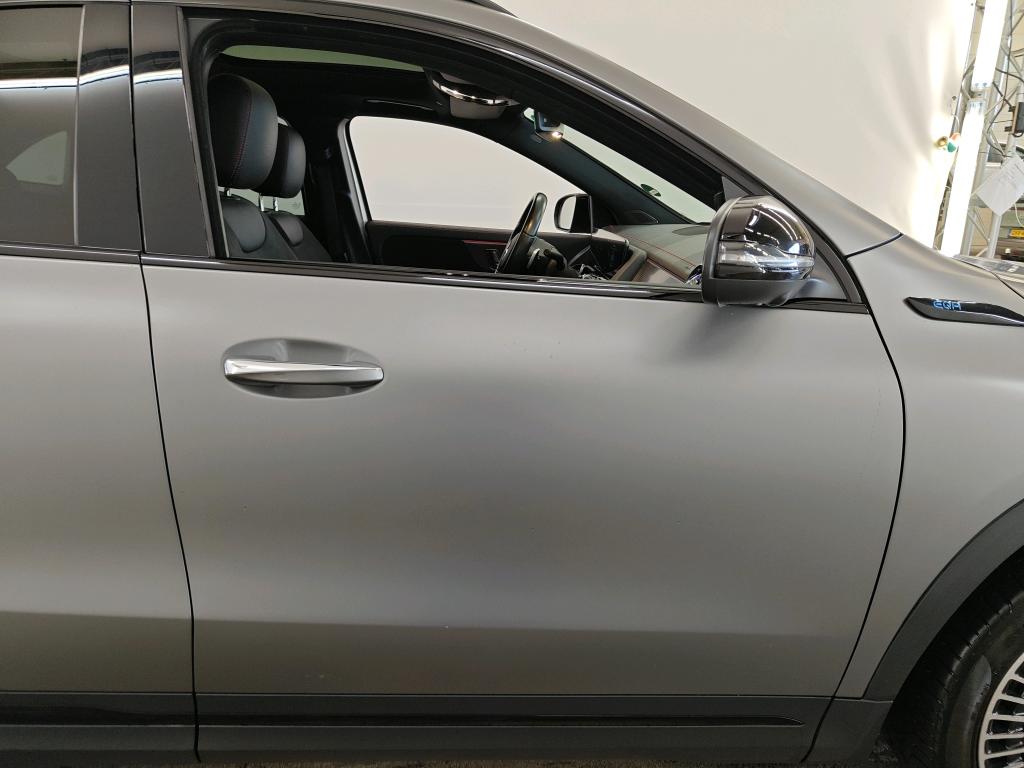 Photo 22 of Mercedes EQA