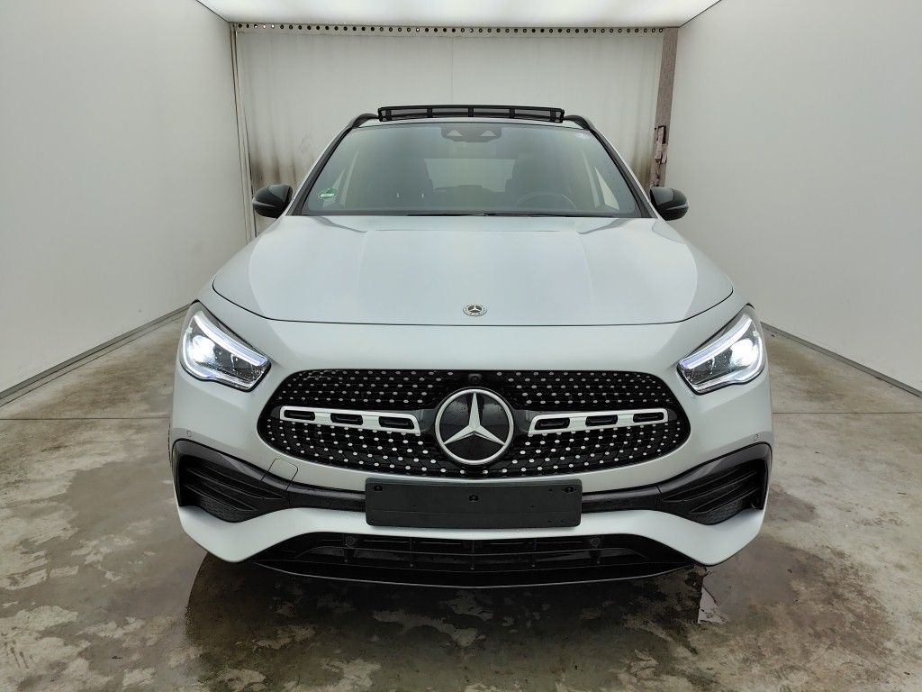 Mercedes GLA MERCEDES CLASSE GLA - 2020 GLA 250e 262 (160+102) Business Solution 5d Auto