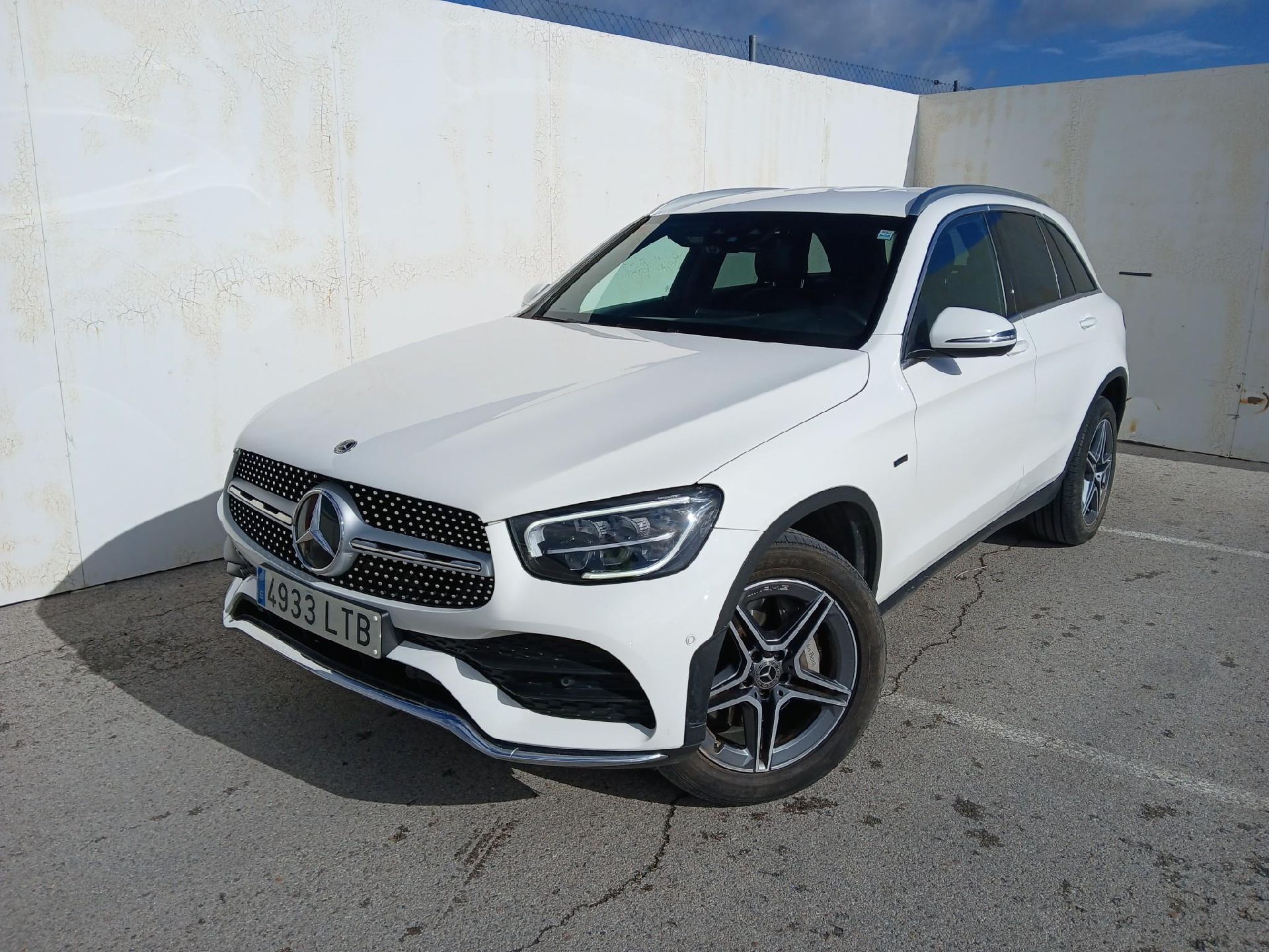 Thumbnail van MERCEDES-BENZ Clase GLC / 2019 / 5P / todoterreno GLC 300 de 4MATIC