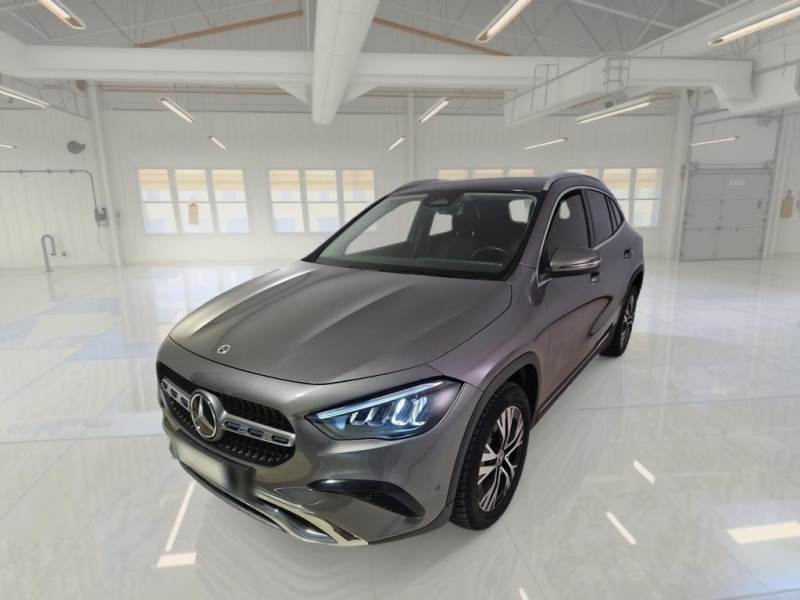 Mercedes GLA MERCEDES-BENZ GLA / 2023 / 5P / CROSSOVER GLA 200 D AUTO PROG ADVANCED