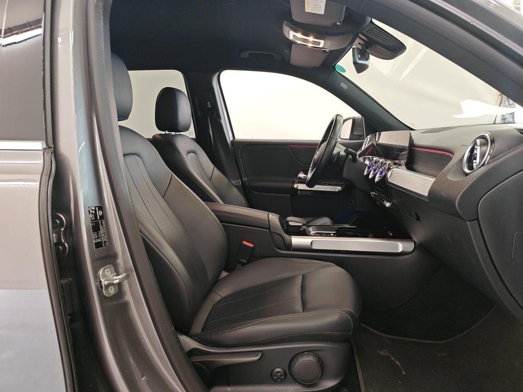 Foto 2 van Mercedes EQB