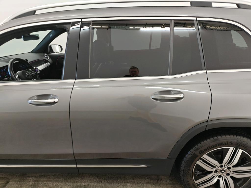 Foto 9 van Mercedes EQB