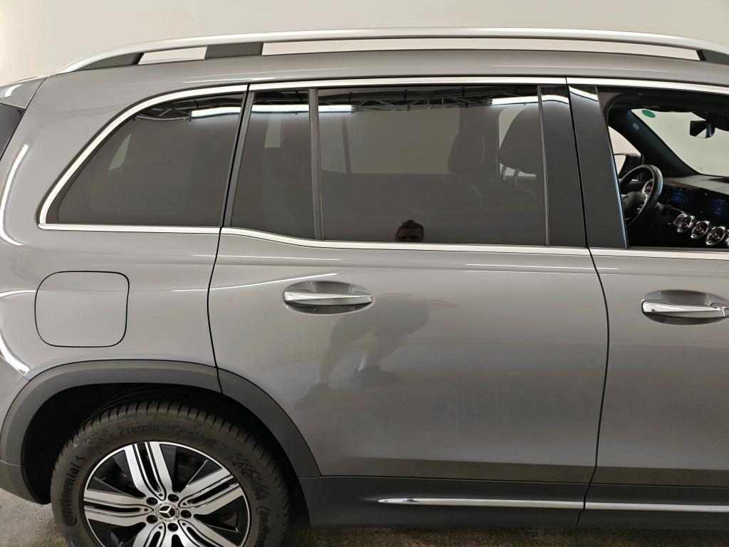 Foto 11 van Mercedes EQB