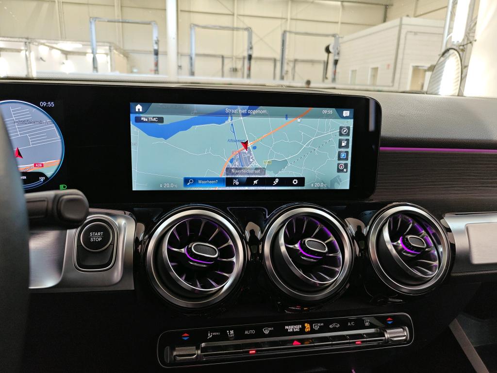 Foto 30 van Mercedes EQB