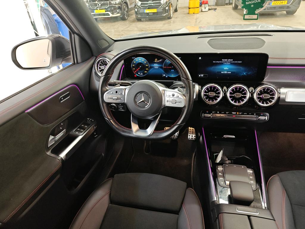 Foto 11 van Mercedes EQB