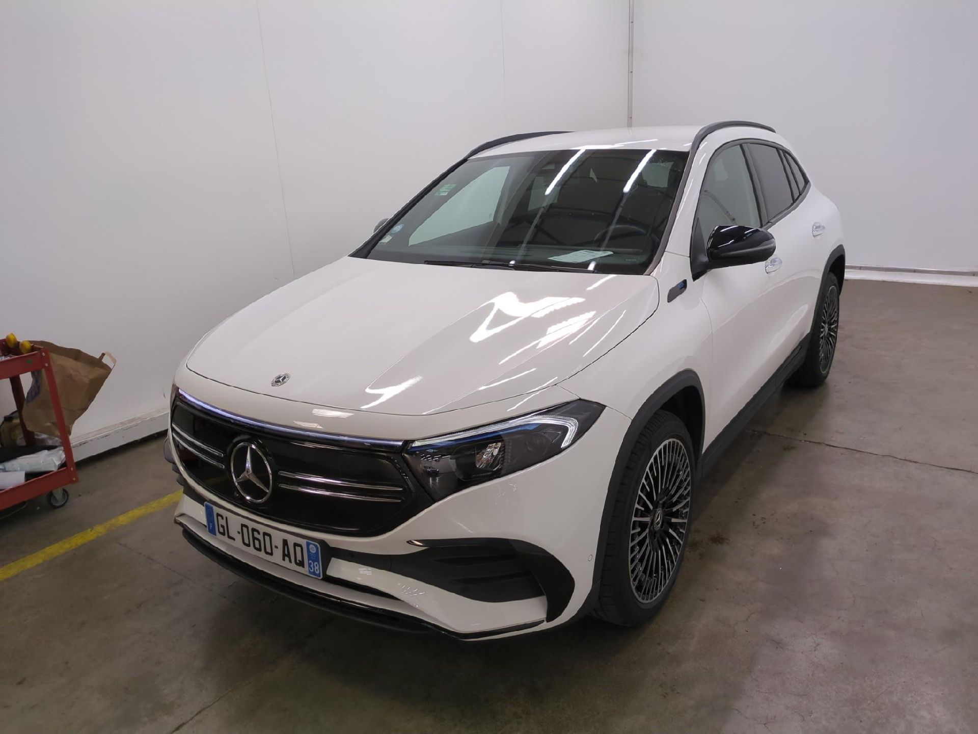Mercedes A-Klasse MERCEDES-BENZ EQA / 2021 / 5P / SUV EQA 250 AMG Line
