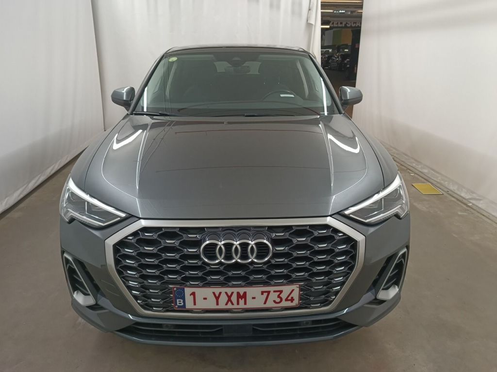 Audi Q3 Audi Q3 Sportback 35 TDI S tronic S Line Business Ed 5d