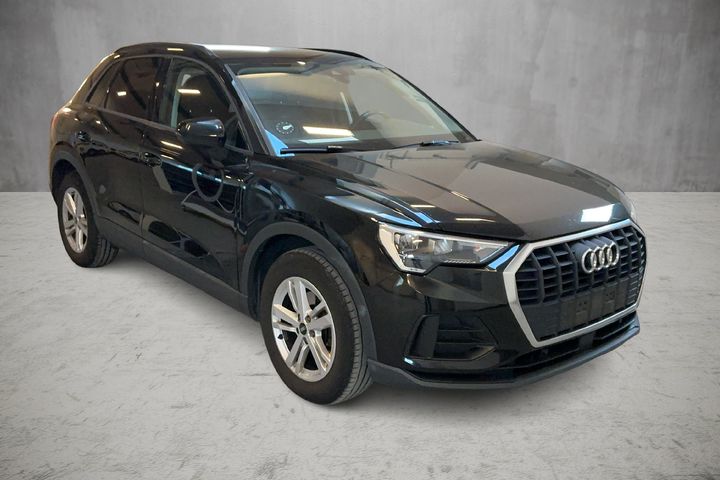 Audi Q3 Audi Q3 35 TDI 150 HK S tronic Prestige 5d