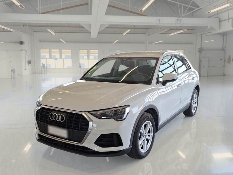 Audi Q3 AUDI Q3 / 2018 / 5P / SUV 35 TDI S TRONIC BUSINESS