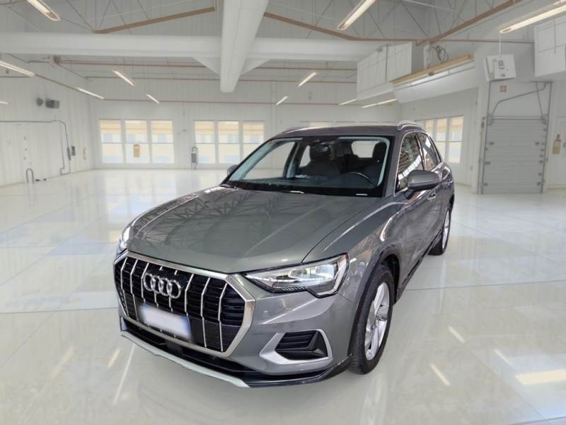 Audi Q3 AUDI Q3 / 2018 / 5P / SUV 35 TDI S TRONIC BUSINESS ADVANCED
