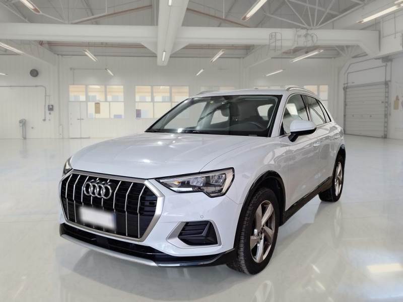 Audi Q3 AUDI Q3 / 2018 / 5P / SUV 35 TFSI S TRONIC BUSINESS ADVANCED
