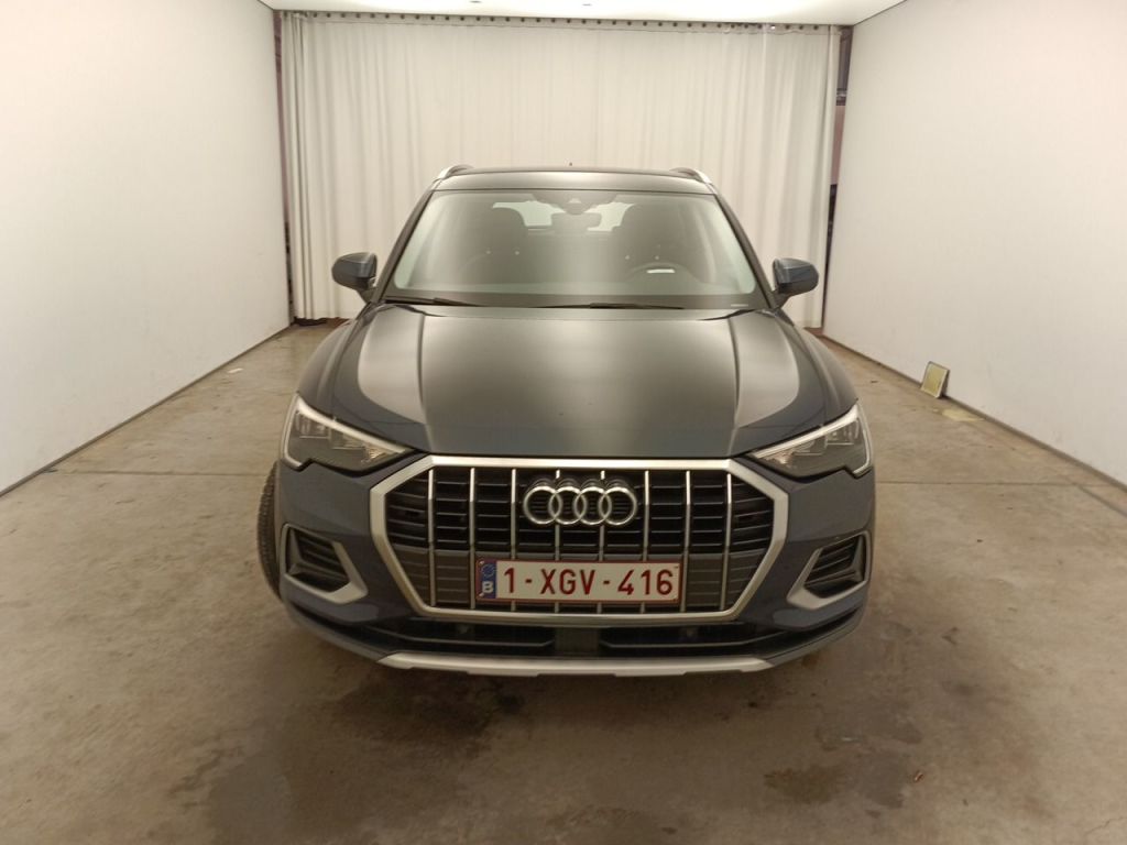 Audi Q3 Audi Q3 35 TDI S tronic Advanced 5d excluweb end 24.04