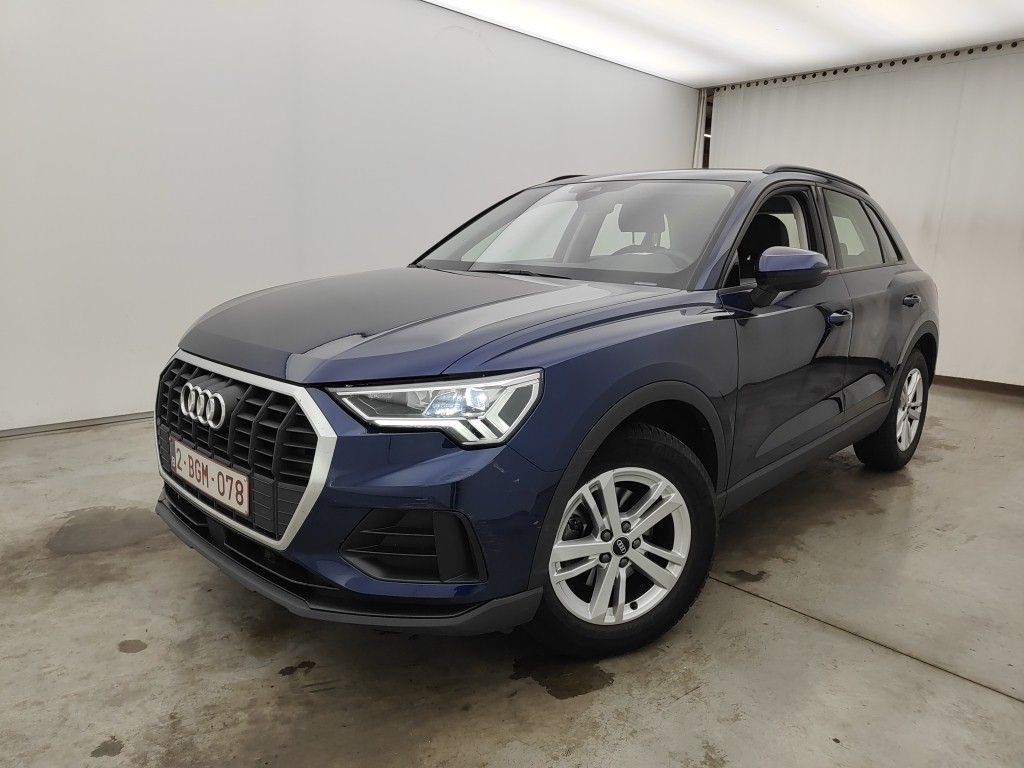 Audi Q3 Audi Q3 35 TFSI Attraction 5d