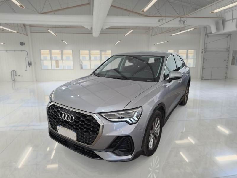 Audi Q3 AUDI Q3 SPORTBACK / 2019 / 5P / SUV 35 TDI QUATTRO S TRONIC BUSINESS PLUS