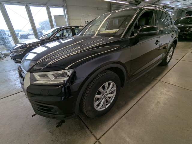 Audi Q5 Q5 40 TDI quattro 2.0 TDI 140KW AT7 E6dT