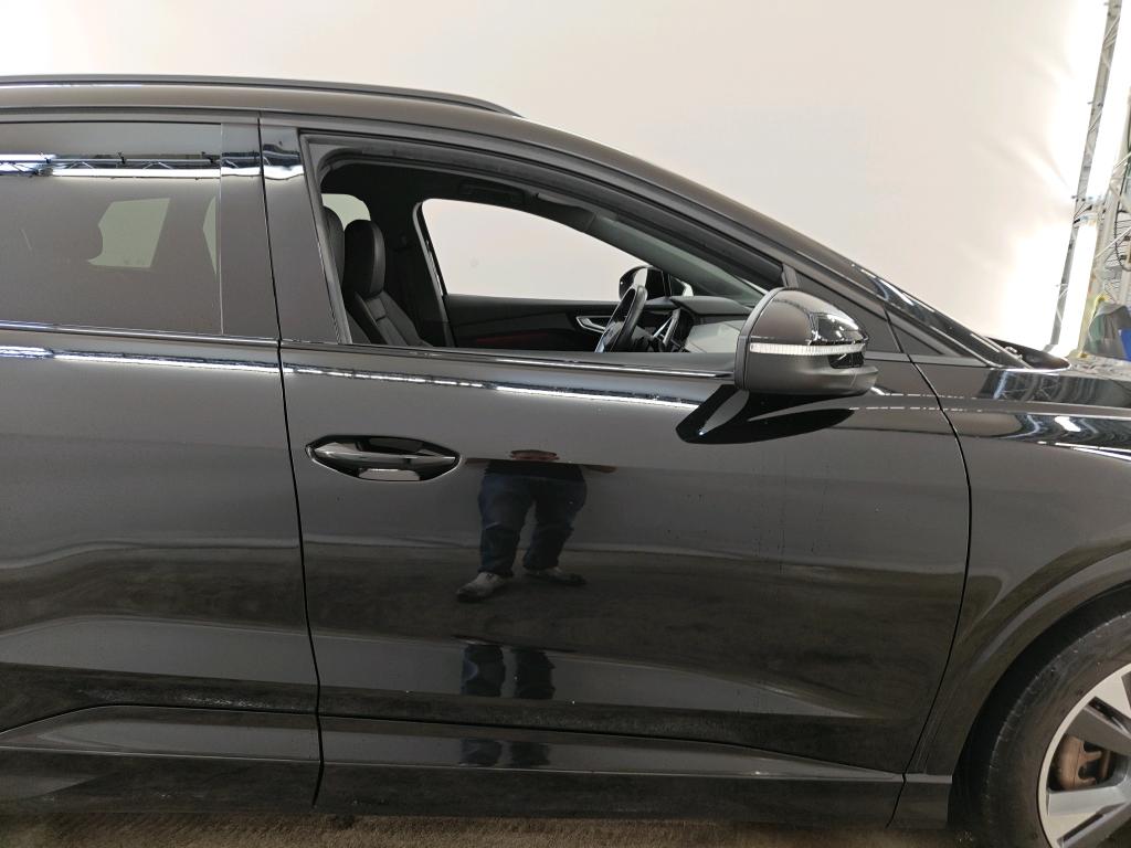 Photo 7 of Audi Q4 e-tron