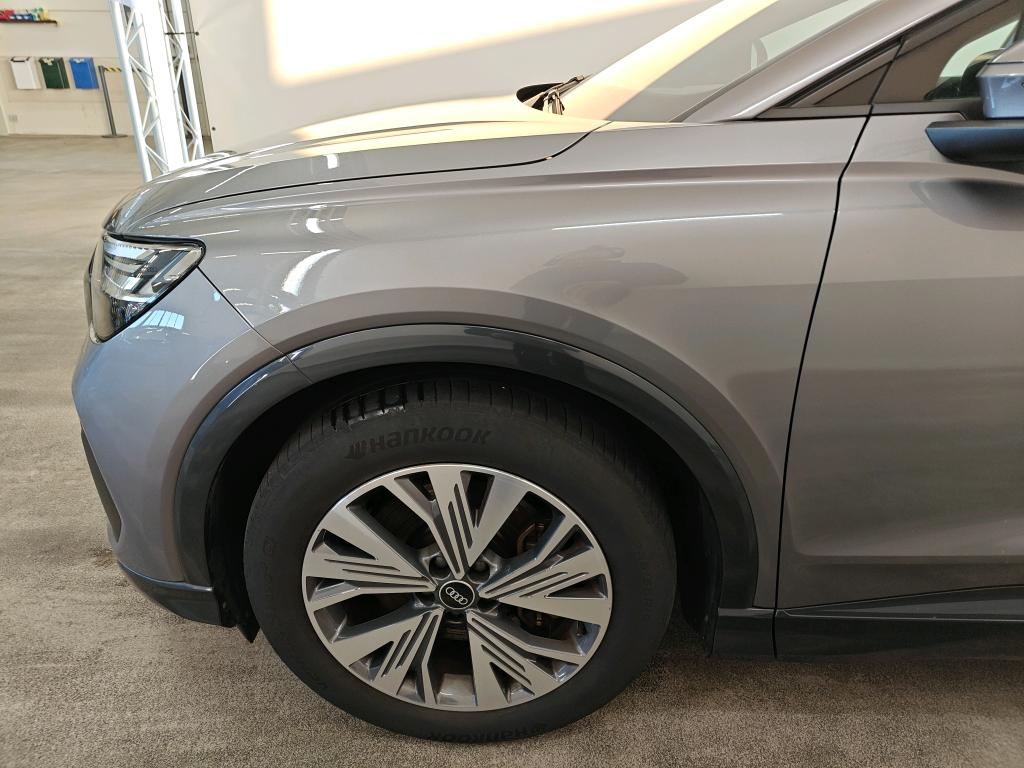 Photo 11 of Audi Q4 e-tron