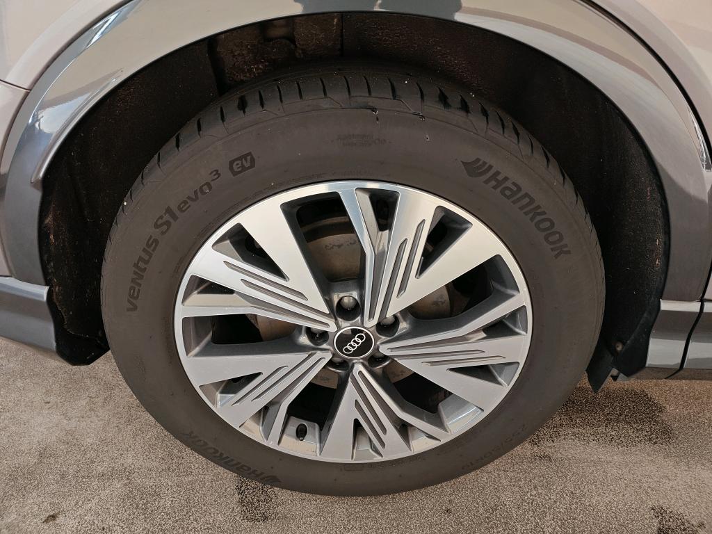 Photo 13 of Audi Q4 e-tron