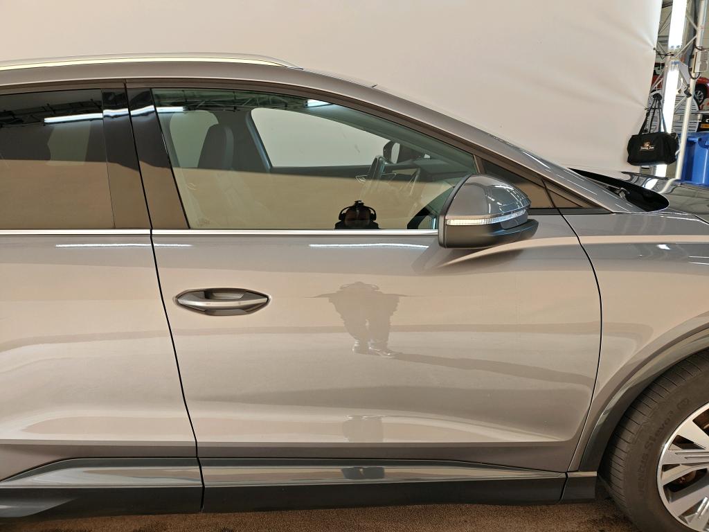 Photo 22 of Audi Q4 e-tron