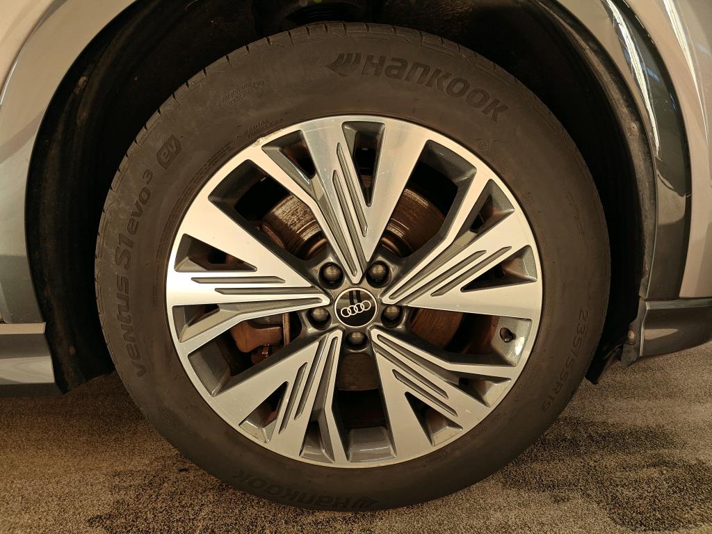 Photo 27 of Audi Q4 e-tron