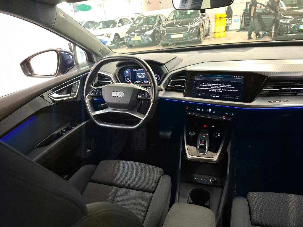 Photo 15 of Audi Q4 e-tron