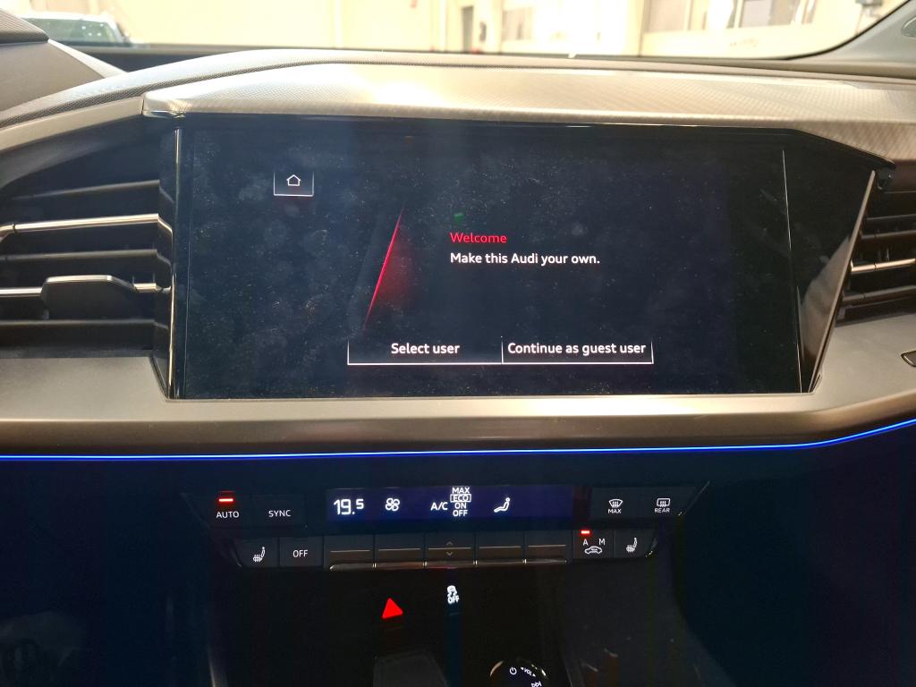 Photo 30 of Audi Q4 e-tron