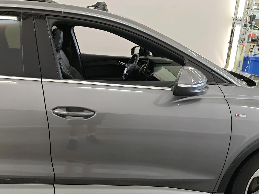 Foto 21 van Audi Q4 Sportback e-tron
