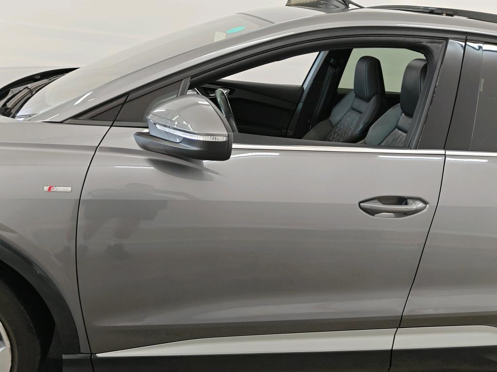 Foto 26 van Audi Q4 Sportback e-tron