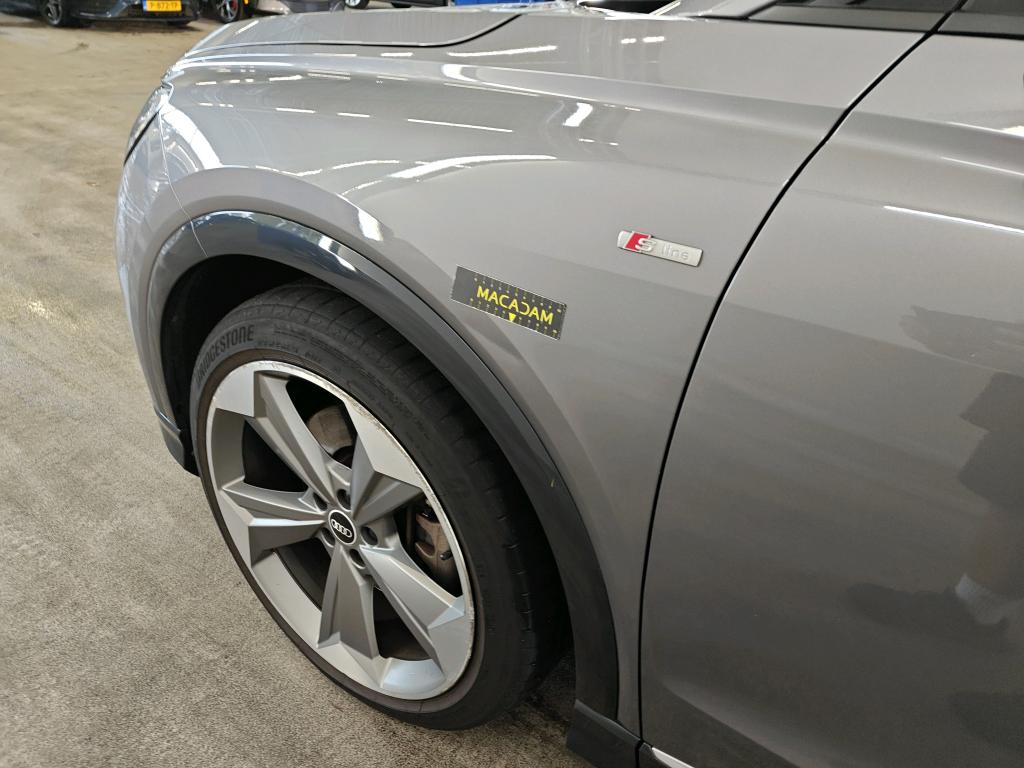 Foto 32 van Audi Q4 Sportback e-tron