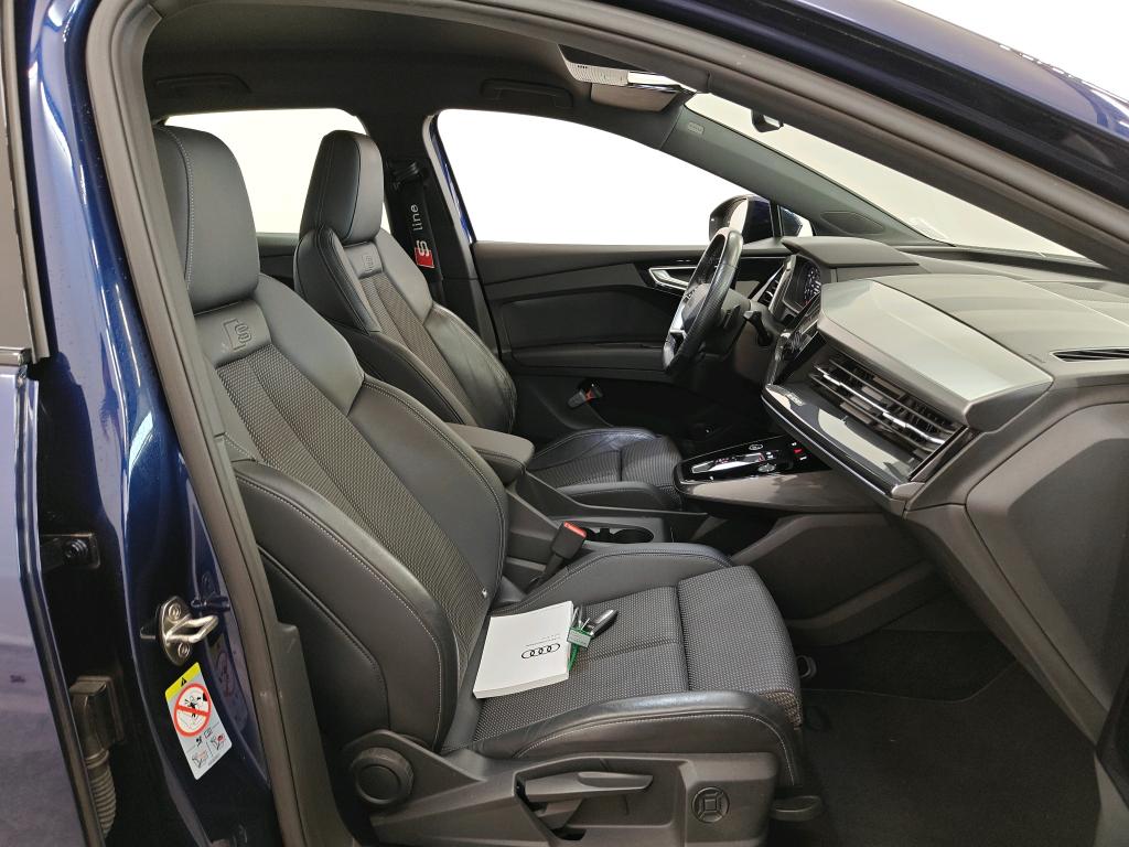 Photo 4 of Audi Q4 e-tron