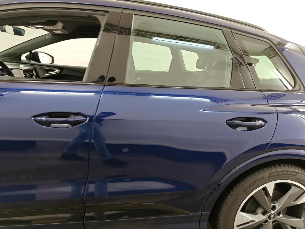 Photo 12 of Audi Q4 e-tron