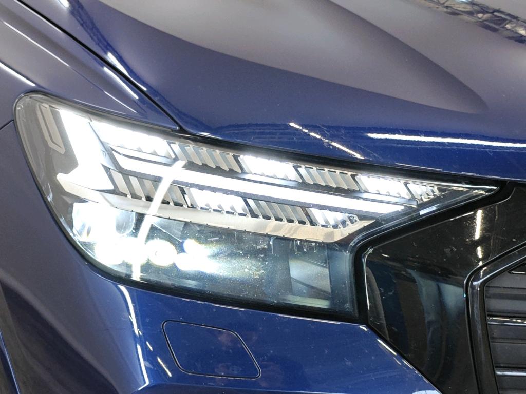 Photo 25 of Audi Q4 e-tron