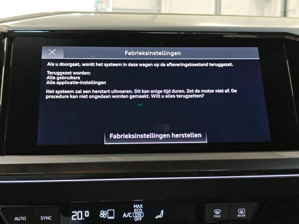 Photo 29 of Audi Q4 e-tron