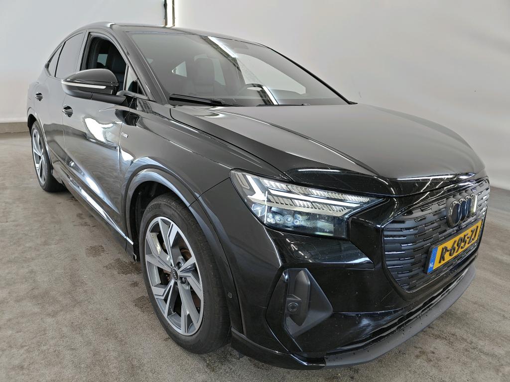 Foto 17 van Audi Q4 Sportback e-tron