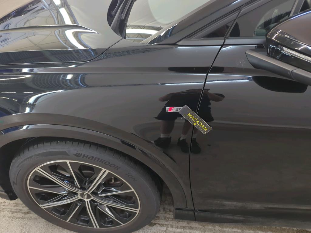 Foto 32 van Audi Q4 e-tron