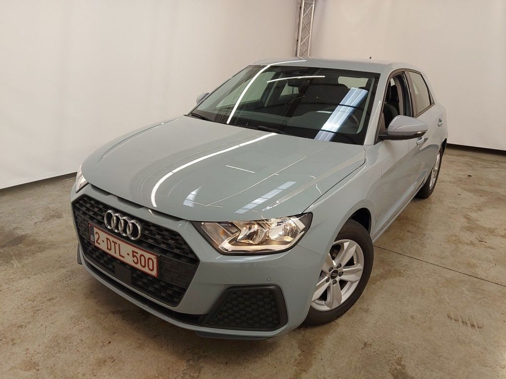 Audi A1 Audi A1 Sportback 1.0 25 TFSI 70kW Attraction 5d