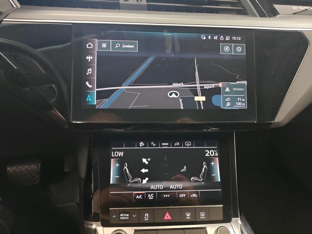 Foto 15 van Audi e-tron
