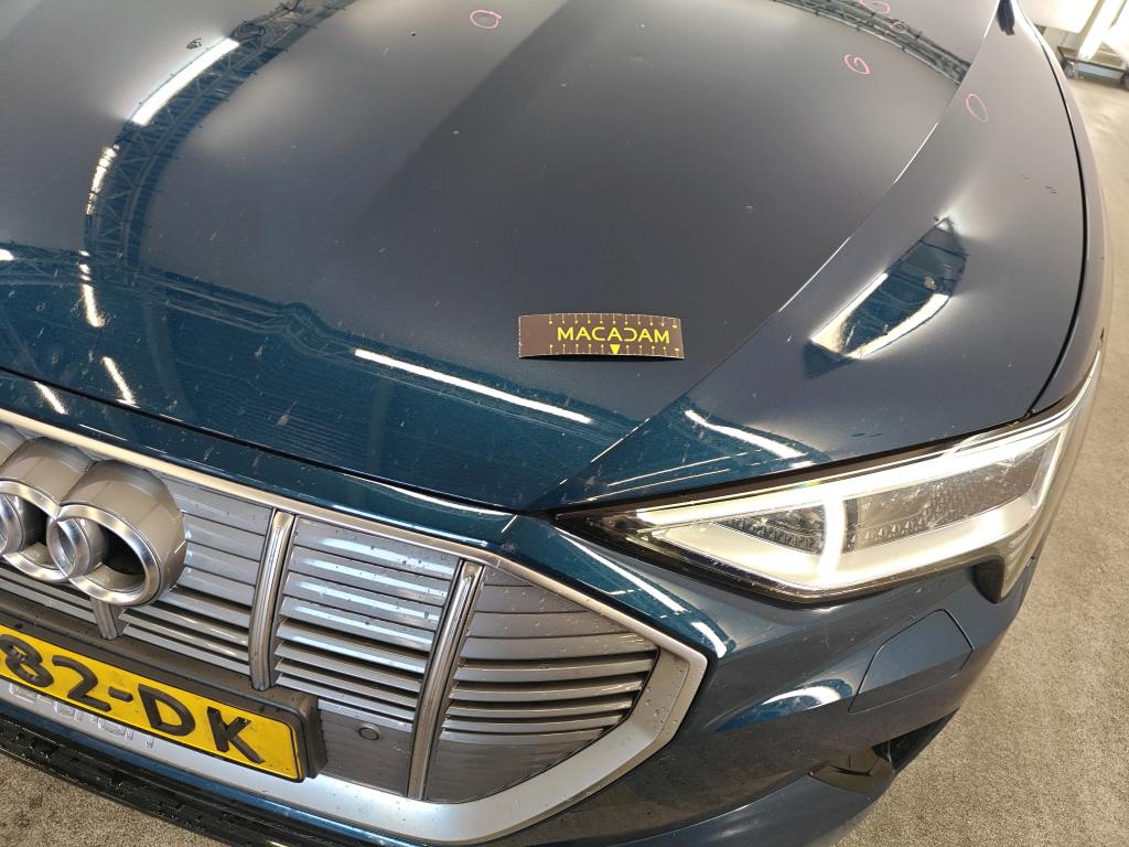 Foto 30 van Audi e-tron