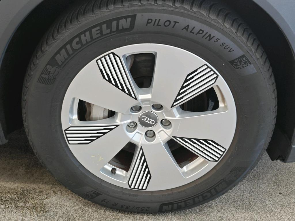 Foto 16 van Audi e-tron