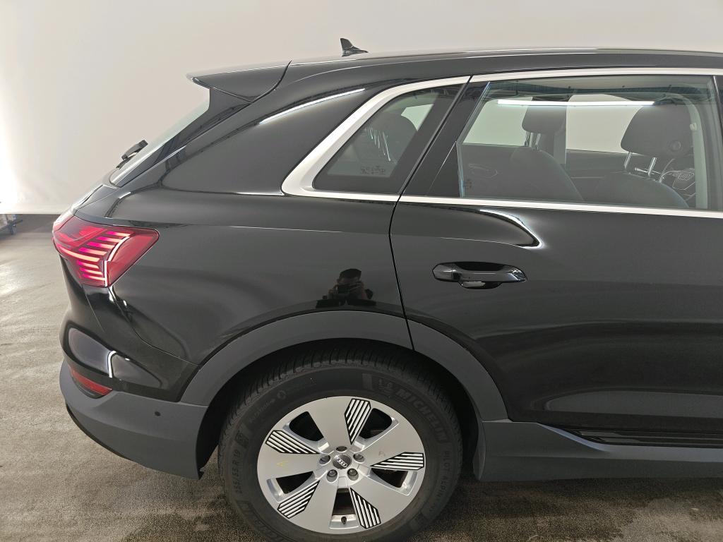 Foto 25 van Audi e-tron