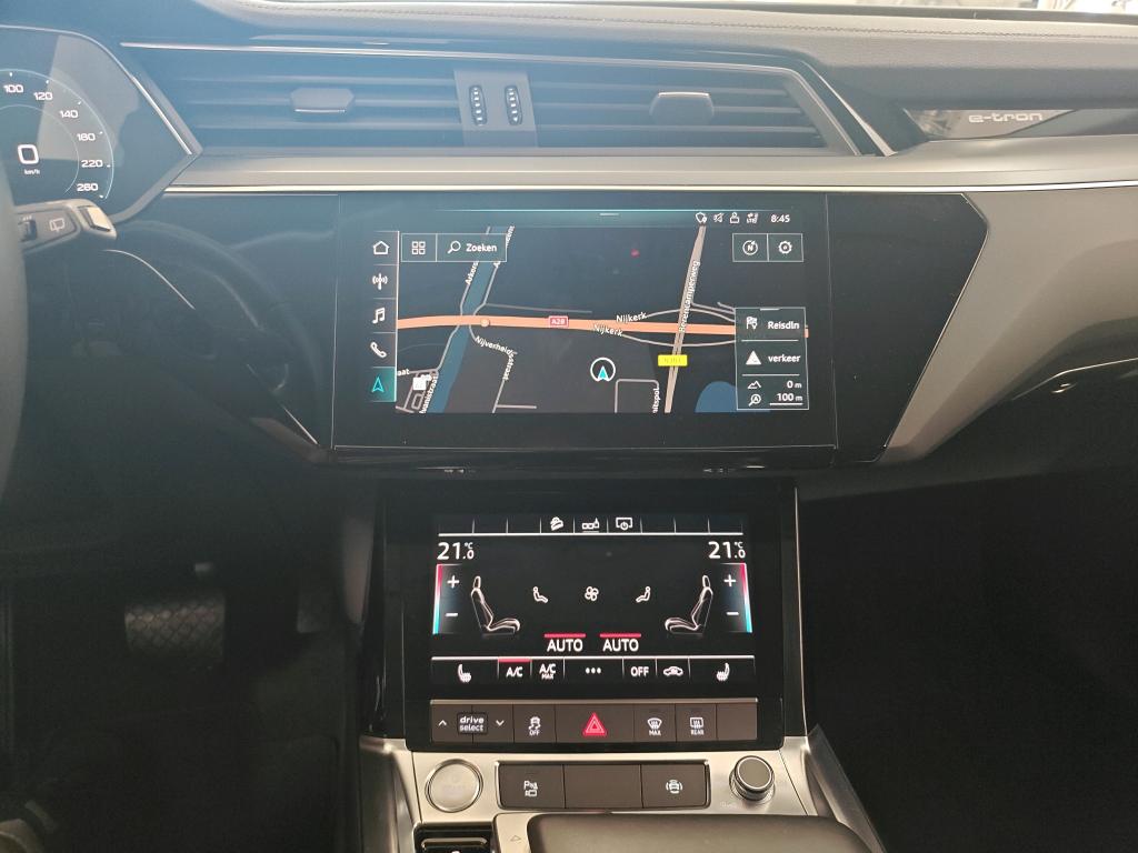 Foto 29 van Audi e-tron