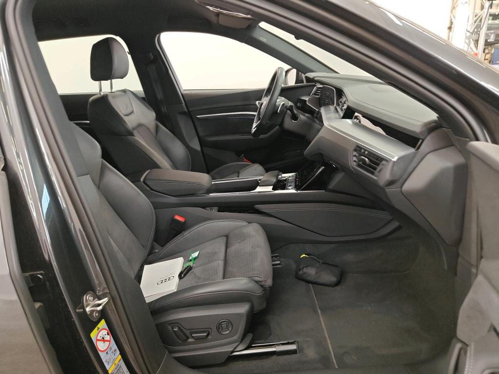 Foto 4 van Audi e-tron