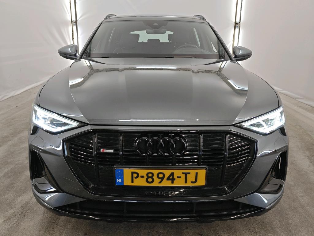 Foto 20 van Audi e-tron