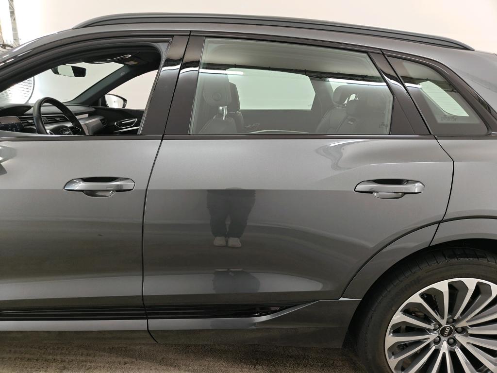 Foto 24 van Audi e-tron