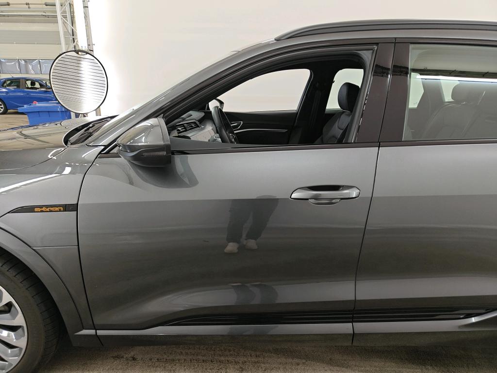Foto 25 van Audi e-tron