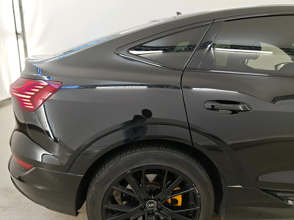 Foto 15 van Audi e-tron sportback