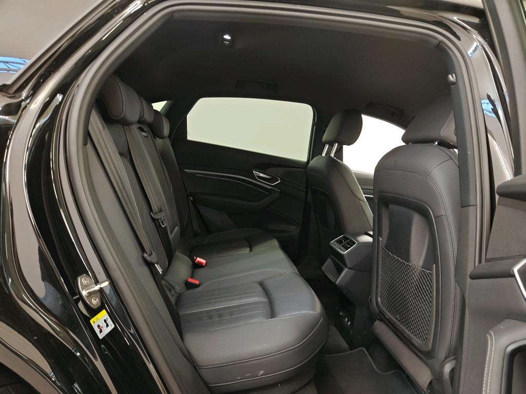 Foto 22 van Audi e-tron sportback