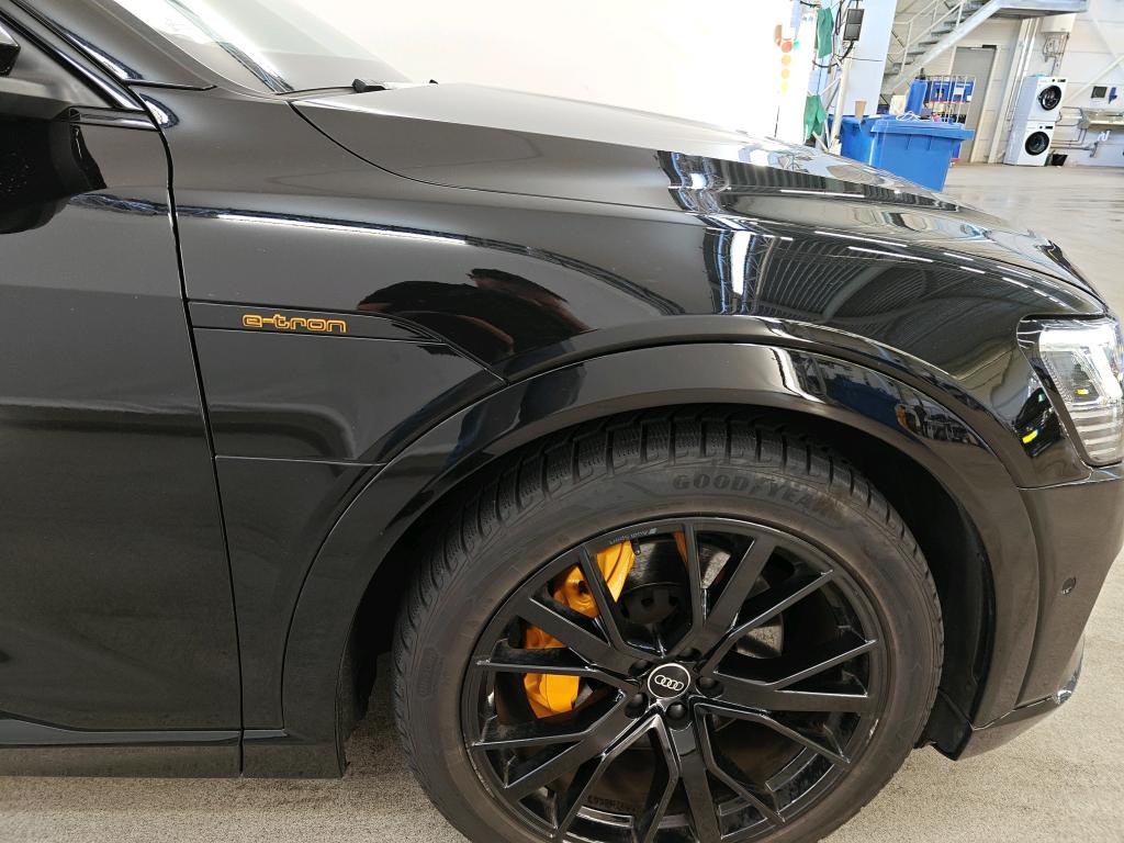 Foto 29 van Audi e-tron sportback